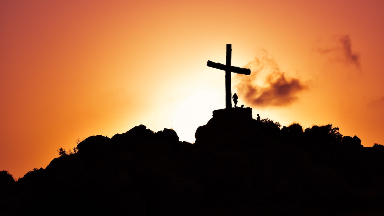 Visezi o cruce – Sensul și interpretarea visului